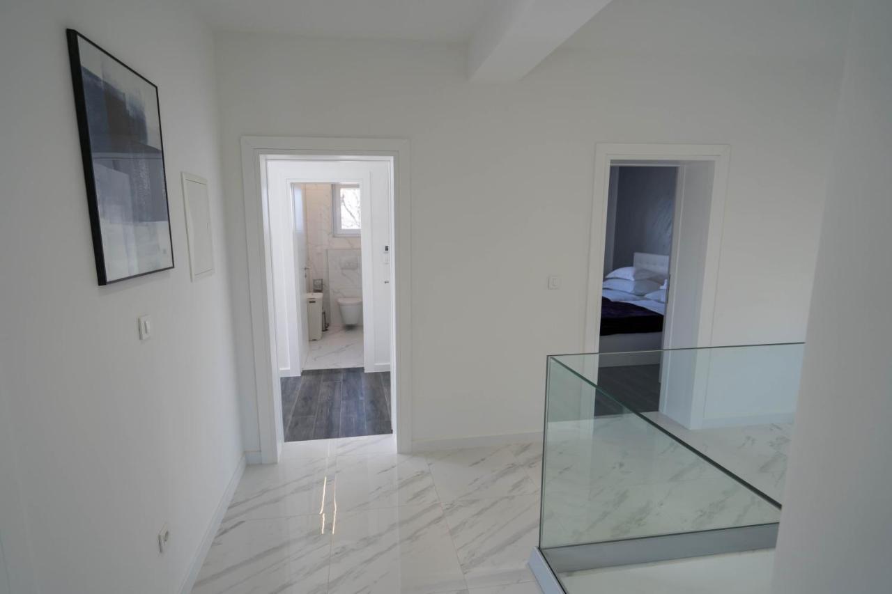 Villa Lukrecia, Luxury Villa In Imotski-Makarska Donji Prolozac Экстерьер фото
