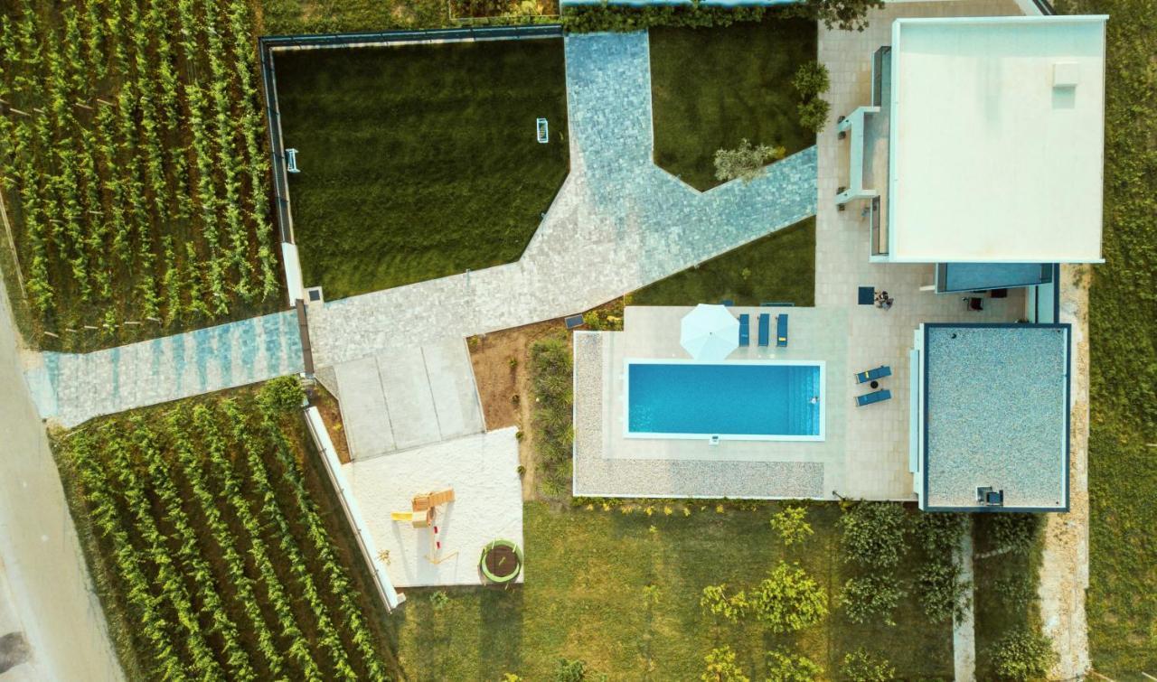 Villa Lukrecia, Luxury Villa In Imotski-Makarska Donji Prolozac Экстерьер фото